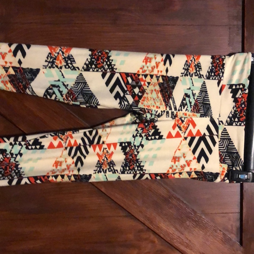 Lularoe Tween leggings